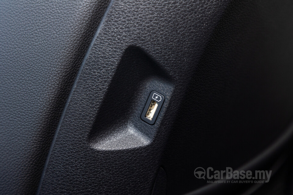 Kia Carnival KA4 (2022) Interior