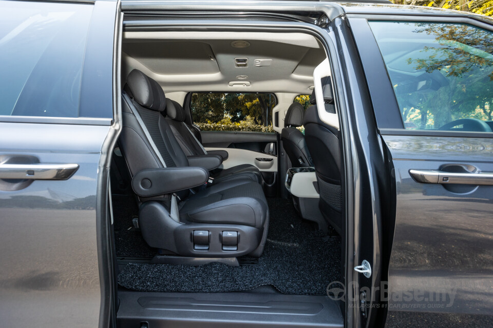 Kia Carnival KA4 (2022) Interior