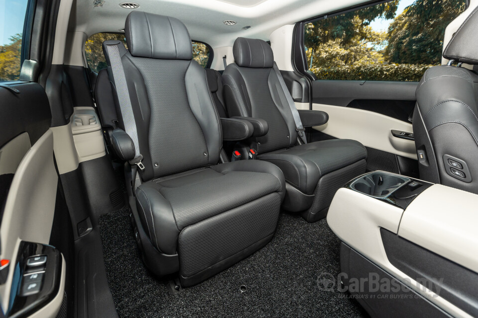 Kia Carnival KA4 (2022) Interior