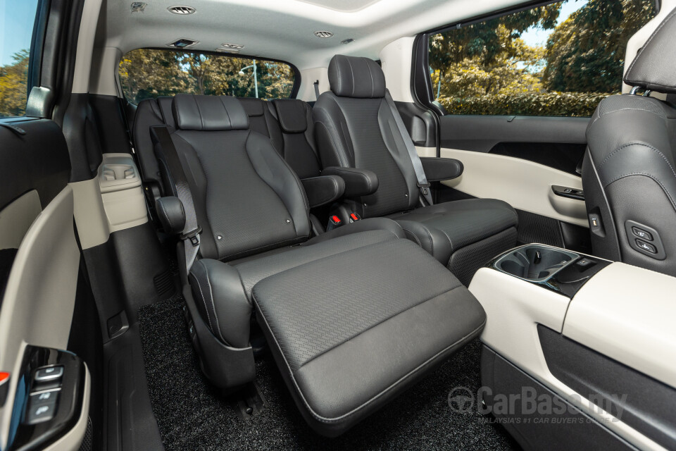 Kia Carnival KA4 (2022) Interior