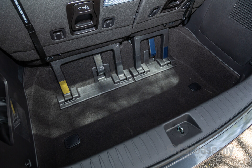 Kia Carnival KA4 (2022) Interior