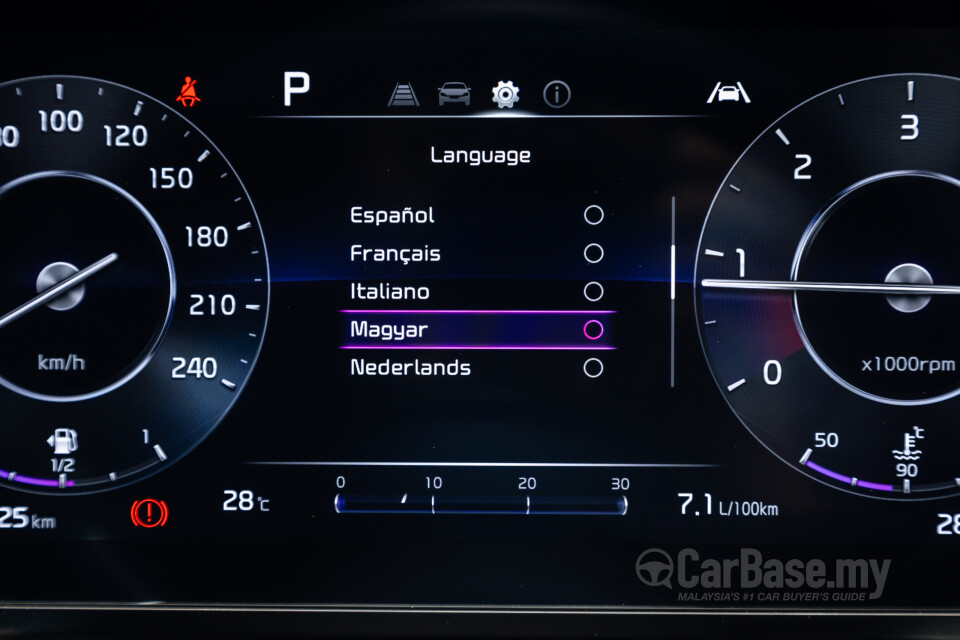 Kia Carnival KA4 (2022) Interior