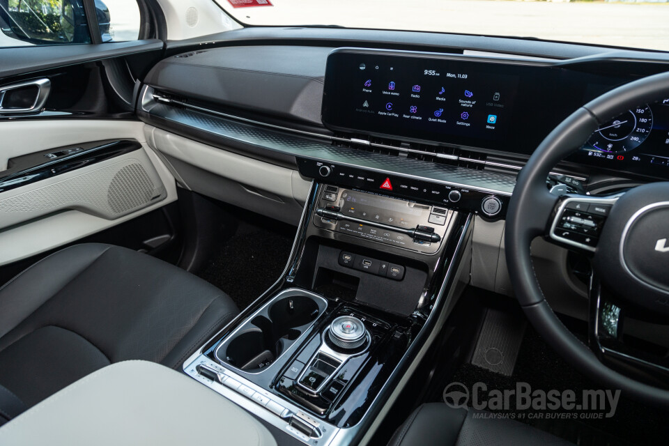 Kia Carnival KA4 (2022) Interior
