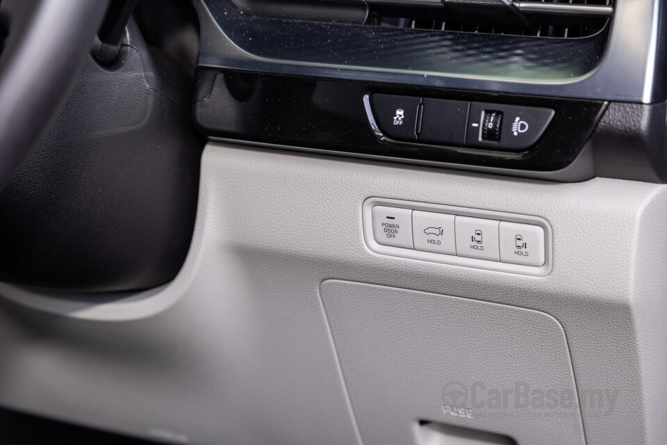Kia Carnival KA4 (2022) Interior
