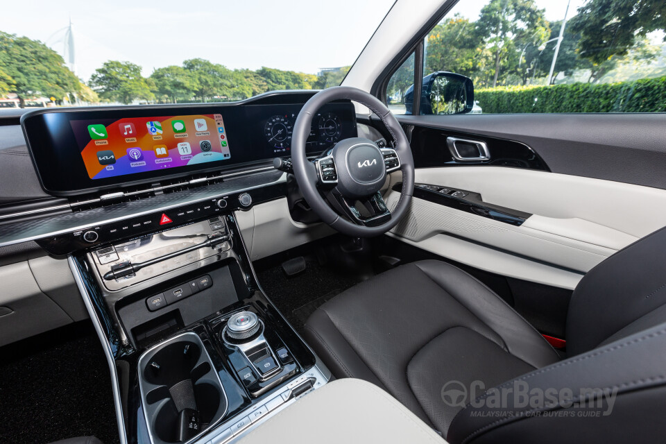 Kia Carnival KA4 (2022) Interior