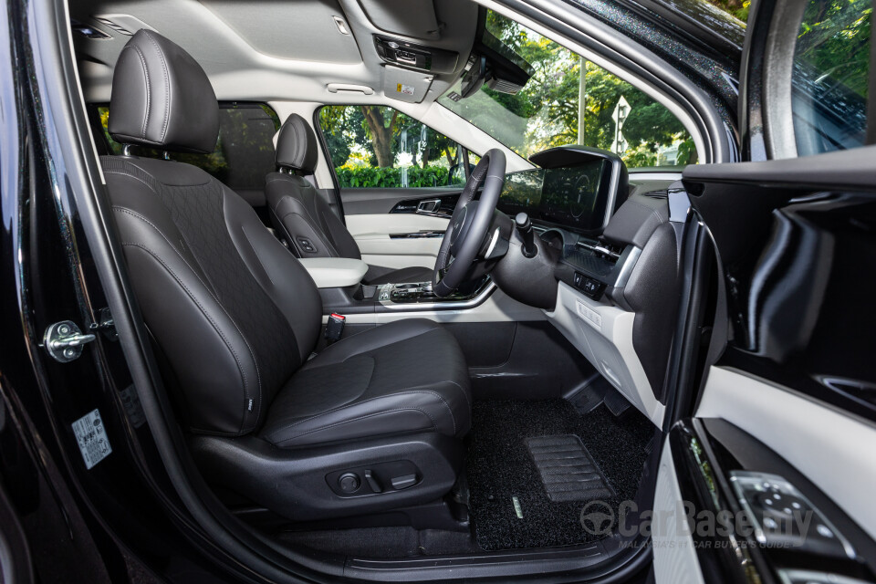 Kia Carnival KA4 (2022) Interior