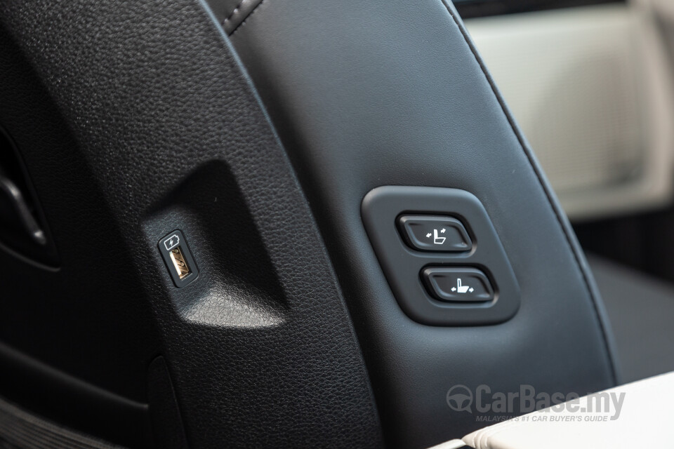 Kia Carnival KA4 (2022) Interior