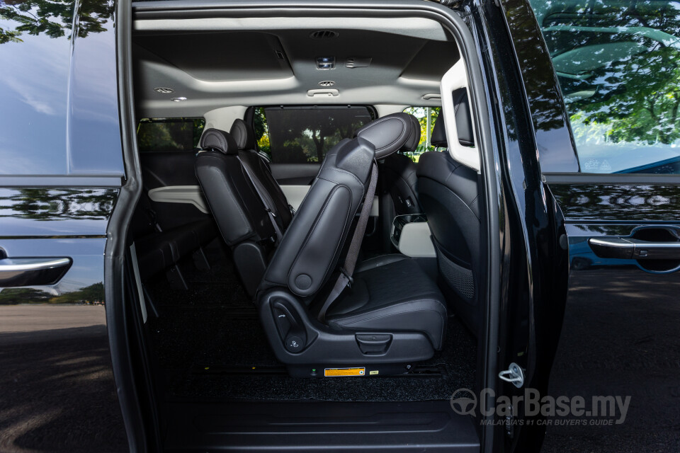 Kia Carnival KA4 (2022) Interior