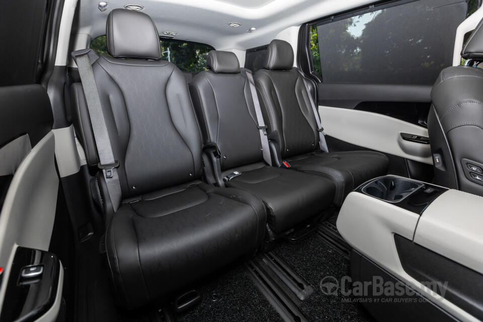 Kia Carnival KA4 (2022) Interior