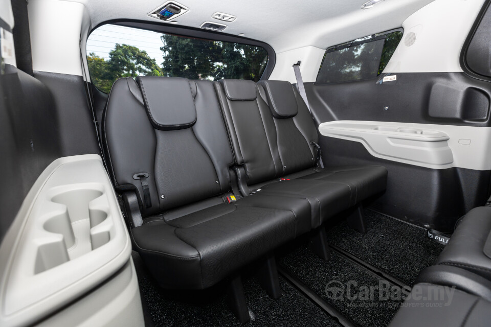 Kia Carnival KA4 (2022) Interior
