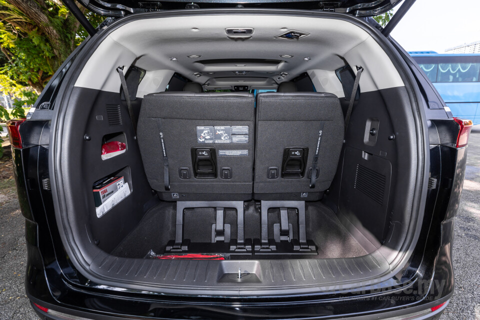 Kia Carnival KA4 (2022) Interior