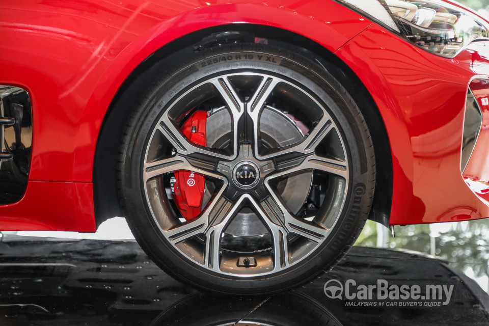Kia Stinger CK (2018) Exterior