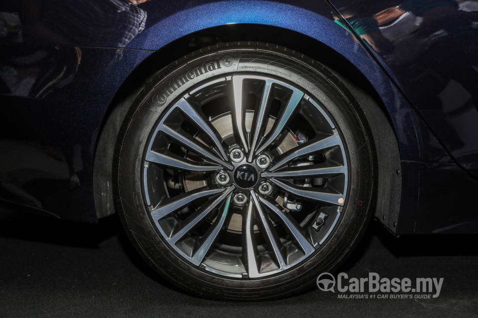 Kia Stinger CK (2018) Exterior