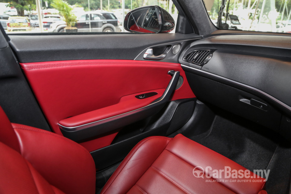 Kia Stinger CK (2018) Interior