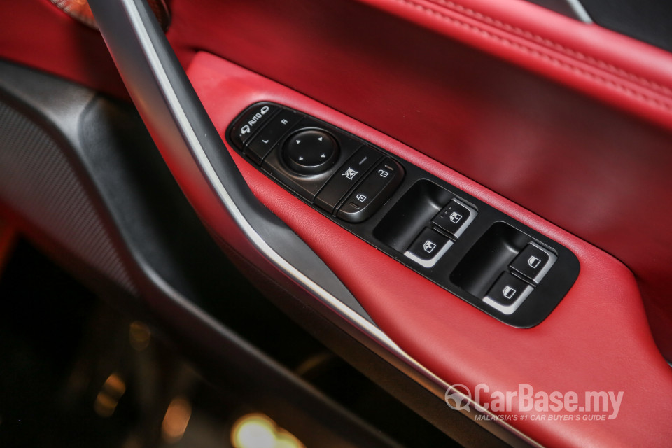 Kia Stinger CK (2018) Interior