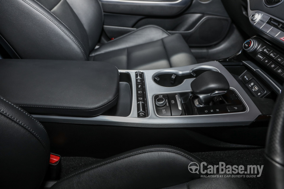 Kia Stinger CK (2018) Interior