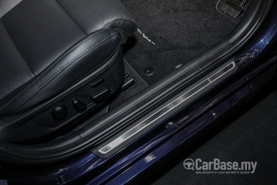 Kia Stinger CK (2018) Interior