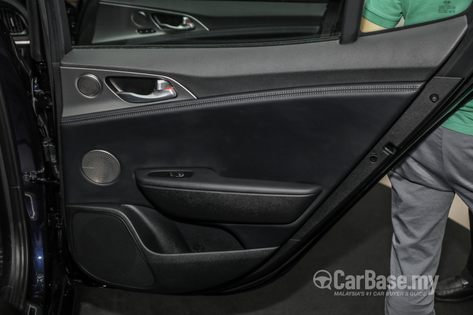 Kia Stinger CK (2018) Interior