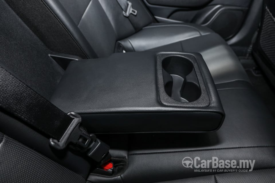 Kia Stinger CK (2018) Interior