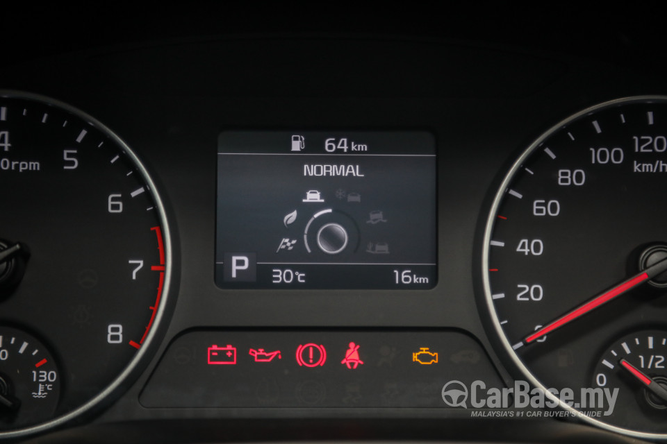 Kia Seltos SP2 (2021) Interior