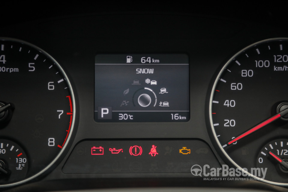Kia Seltos SP2 (2021) Interior