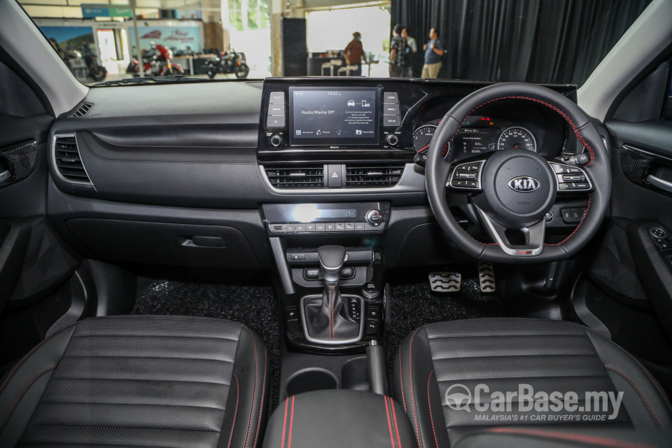 Kia Seltos SP2 (2021) Interior