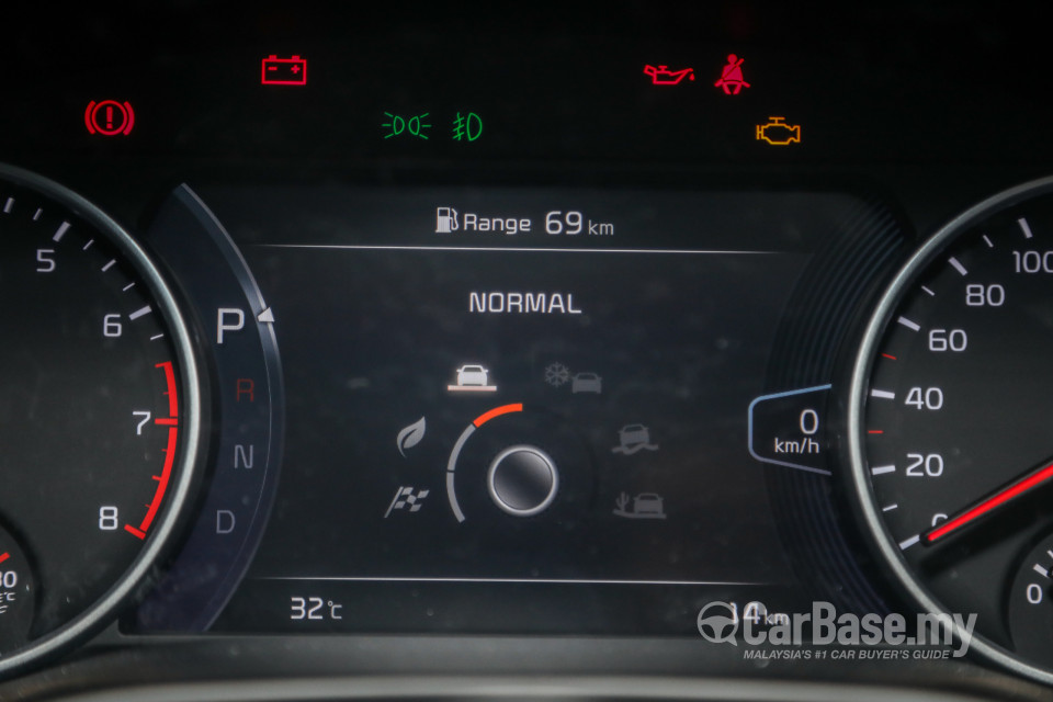Kia Seltos SP2 (2021) Interior