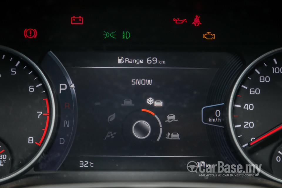 Kia Seltos SP2 (2021) Interior