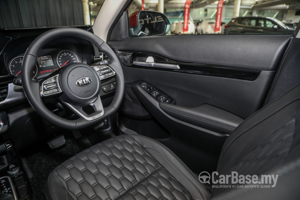 Kia Seltos SP2 (2021) Interior