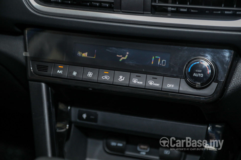 Kia Seltos SP2 (2021) Interior