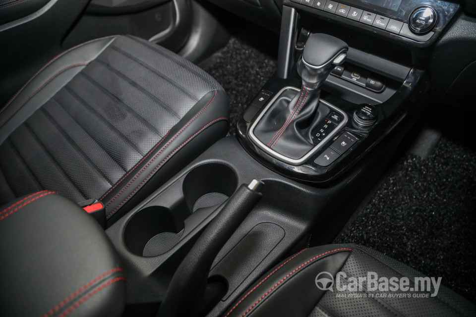 Kia Seltos SP2 (2021) Interior