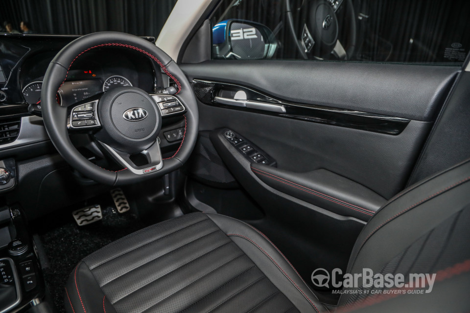 Kia Seltos SP2 (2021) Interior
