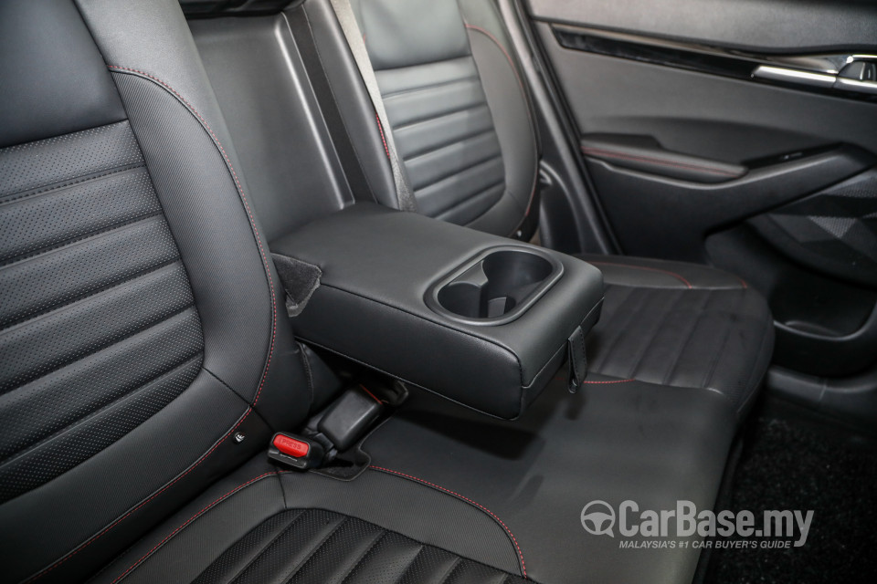 Kia Seltos SP2 (2021) Interior