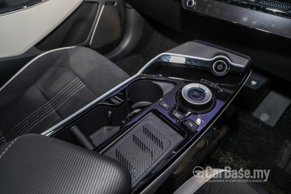 Kia EV6 CV (2022) Interior