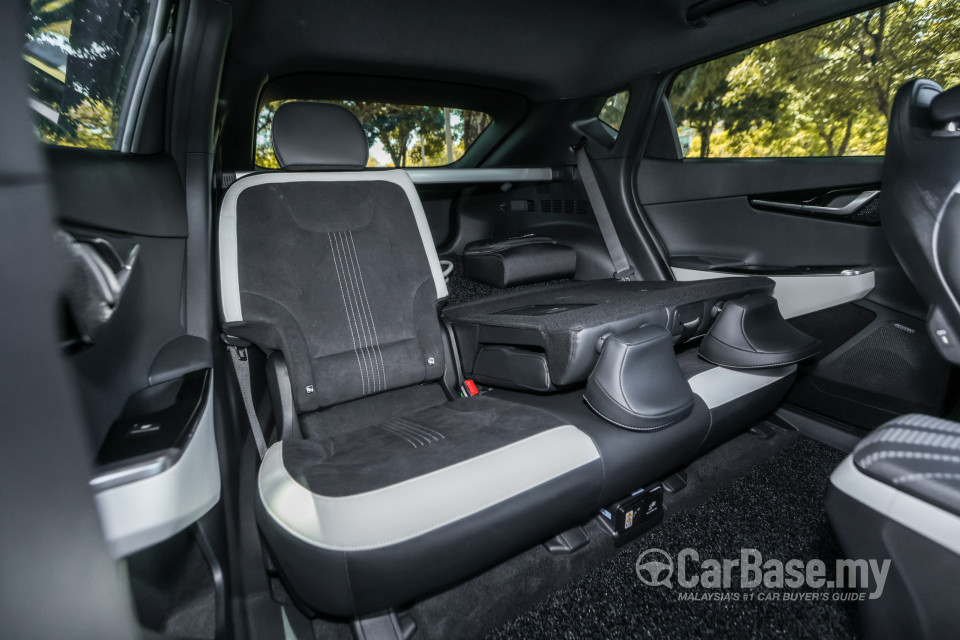 Kia EV6 CV (2022) Interior