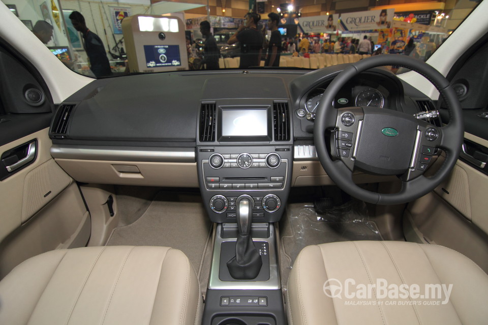 Land Rover Freelander L359 Facelift 2 (2011) Interior