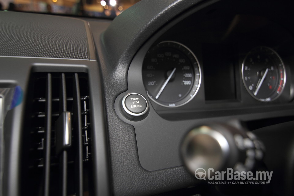 Land Rover Freelander L359 Facelift 2 (2011) Interior