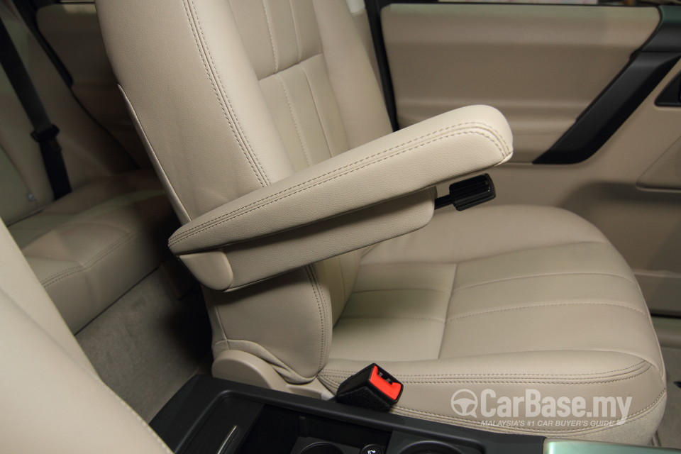 Land Rover Freelander L359 Facelift 2 (2011) Interior