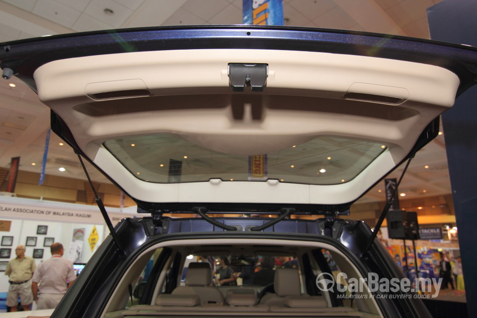 Land Rover Freelander L359 Facelift 2 (2011) Interior