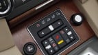 Land Rover Discovery Interior photo