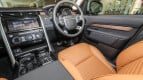 Land Rover Discovery Interior photo