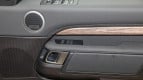 Land Rover Discovery Interior photo