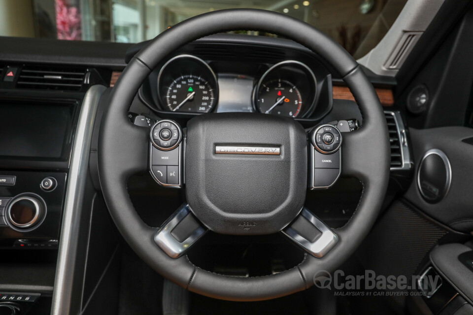 Audi Q5 FY (2019) Interior