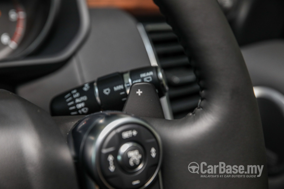 Land Rover Discovery L462 (2018) Interior