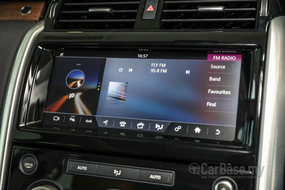 Audi A4 B9 (2016) Interior