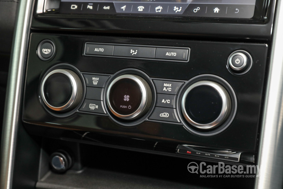 Land Rover Discovery L462 (2018) Interior