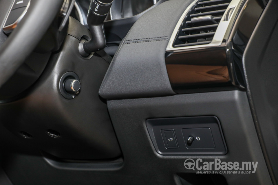Land Rover Discovery L462 (2018) Interior