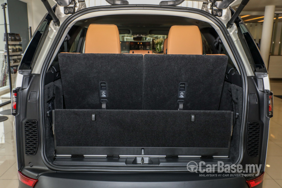 Land Rover Discovery L462 (2018) Interior