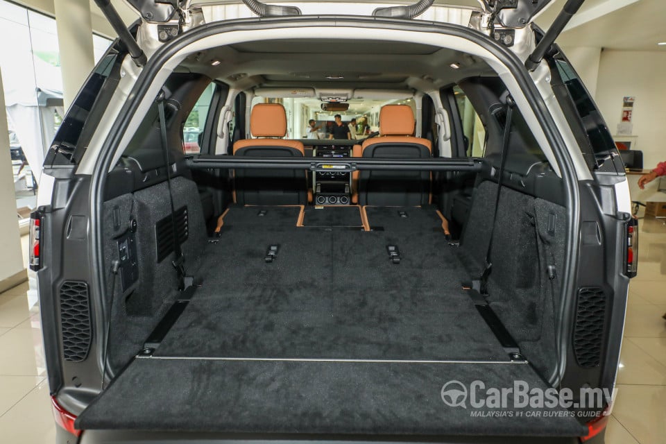 Land Rover Discovery L462 (2018) Interior