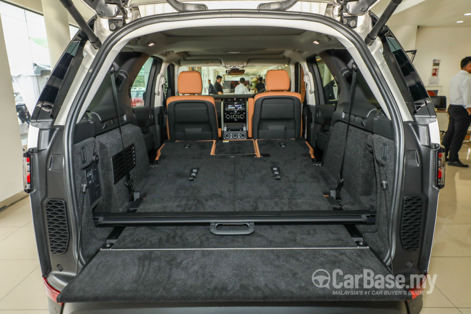 Land Rover Discovery L462 (2018) Interior